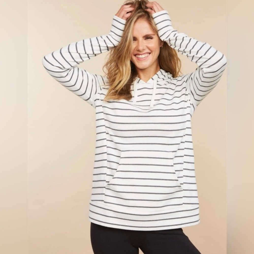 Motherhood nursing hoodie size medium